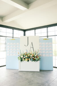 Decor for the reception space that shows the seating arrangement